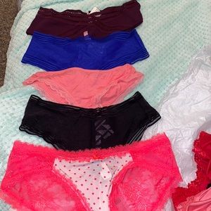 5 new pairs of underwear size M